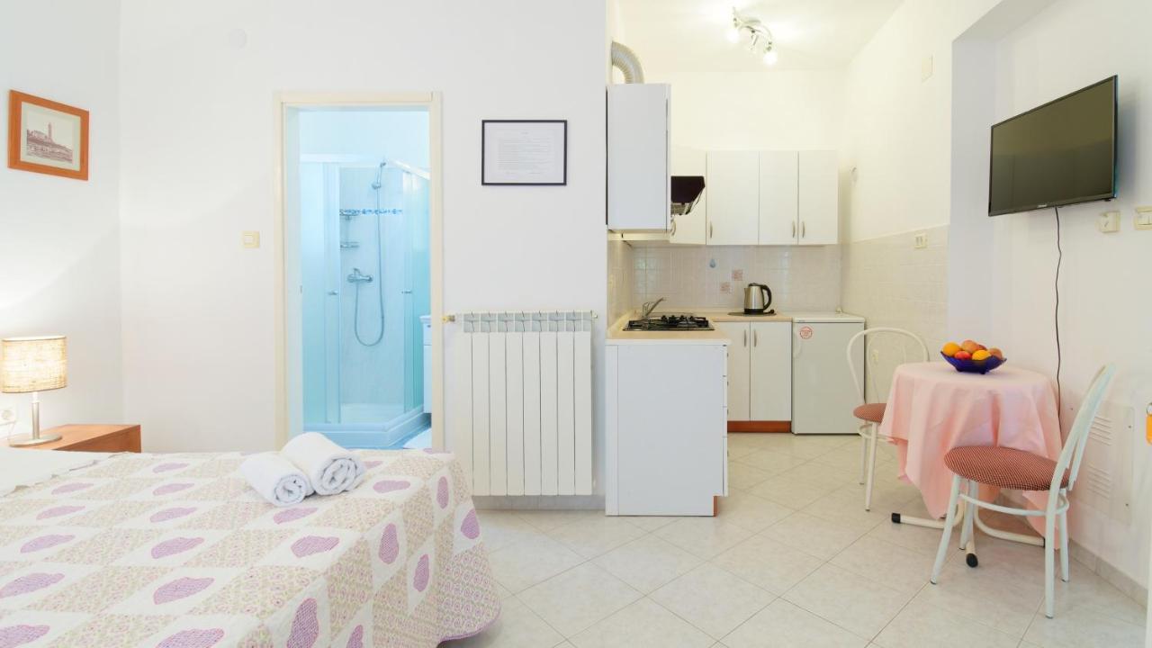 Apartments Susie By Rent Istria Umag Zewnętrze zdjęcie